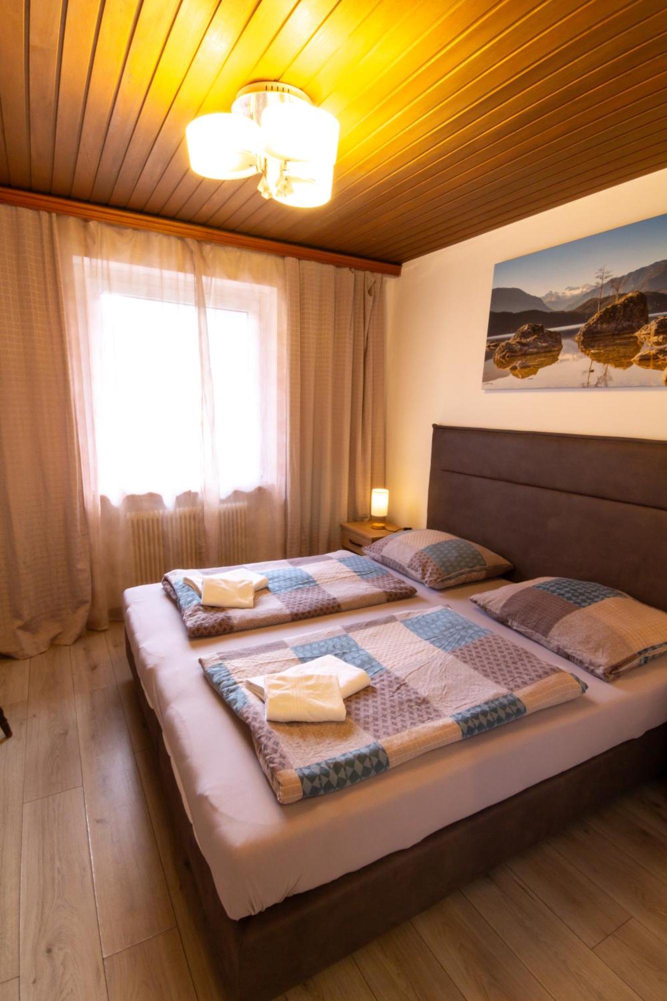 Metzgerwirt Vieh Heli Hotel Бад Гойзерн Екстериор снимка