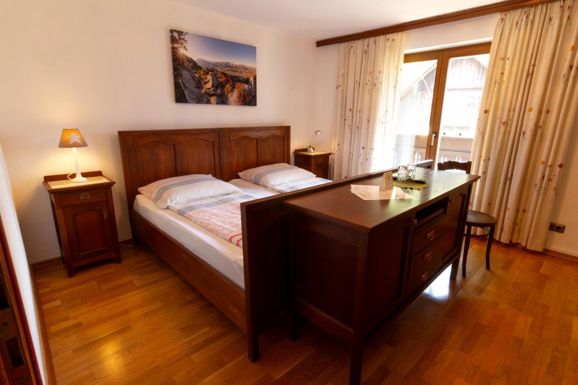 Metzgerwirt Vieh Heli Hotel Бад Гойзерн Екстериор снимка